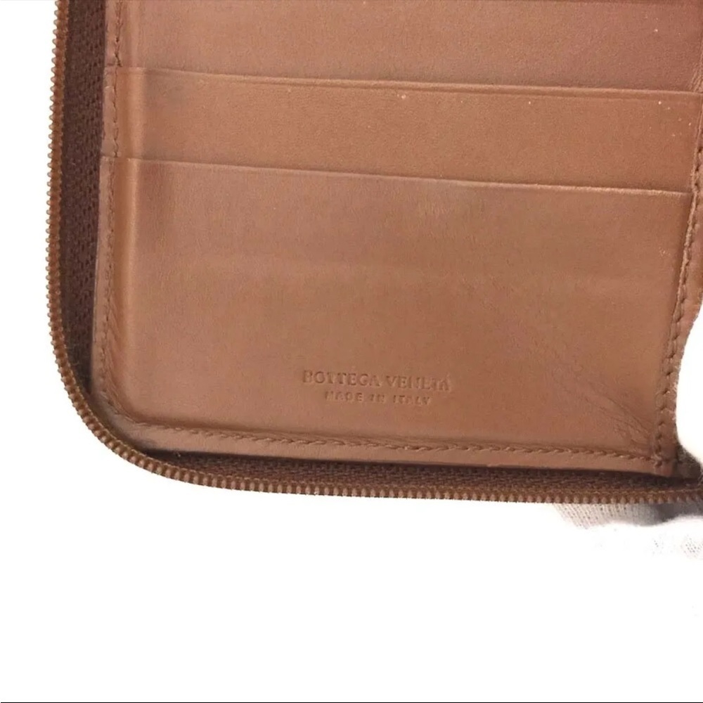 SOLD - Bottega Veneta Intreciatto lambskin leather zip around bifold wallet - Picture 15 of 15